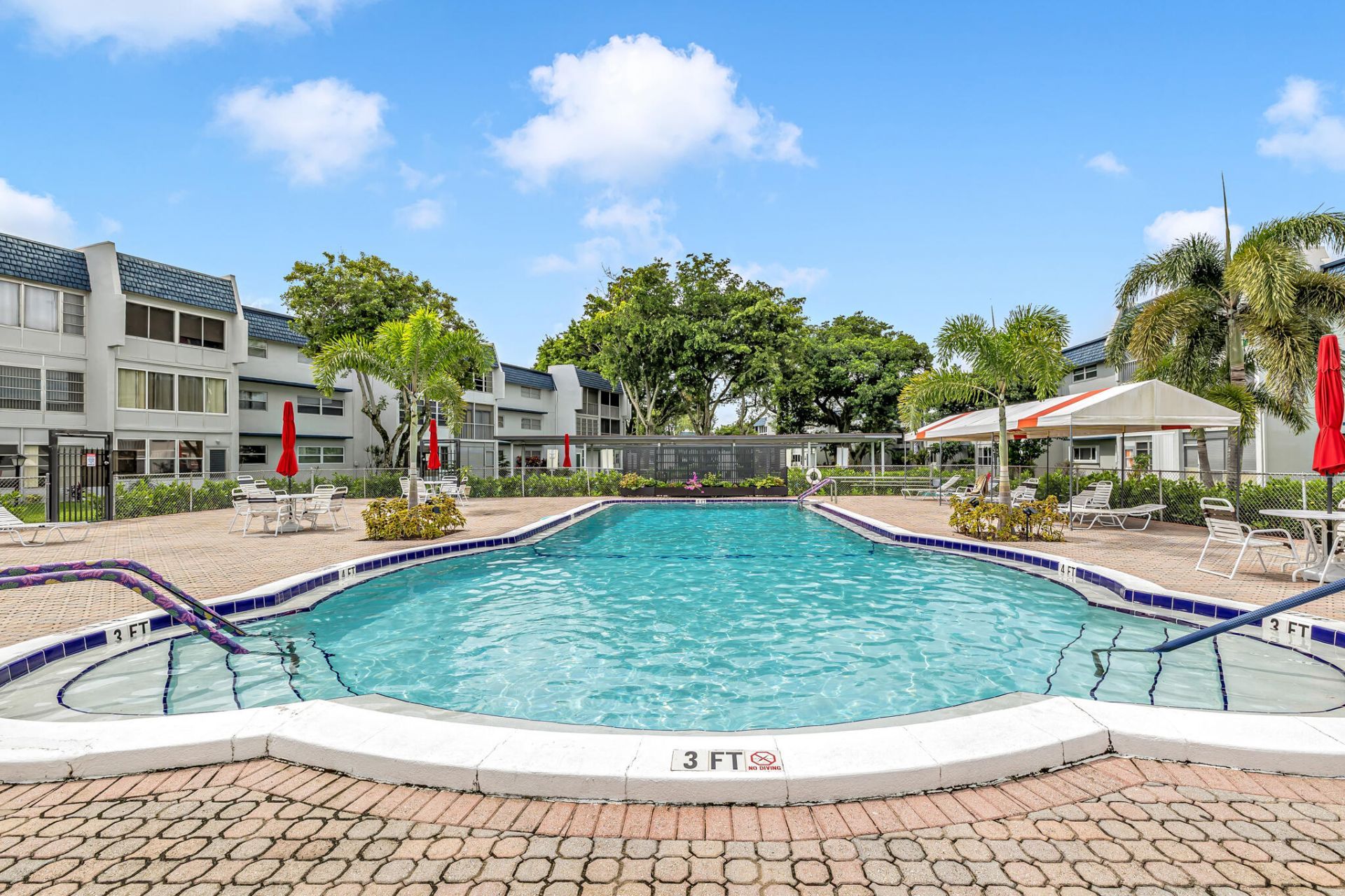 7797 Golf Cir Drive, Unit 110, Margate, FL 33063 Photo