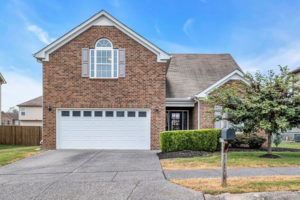 4002 Lexie Ln , Spring Hill, TN 37174 Main Photo