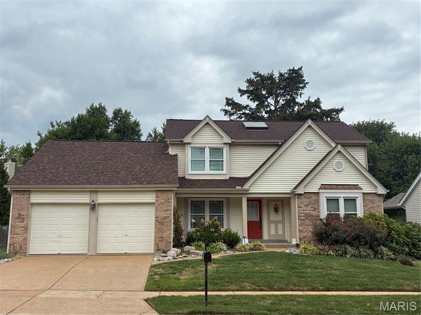 2459 Cripple Creek Drive , St Louis, MO 63129