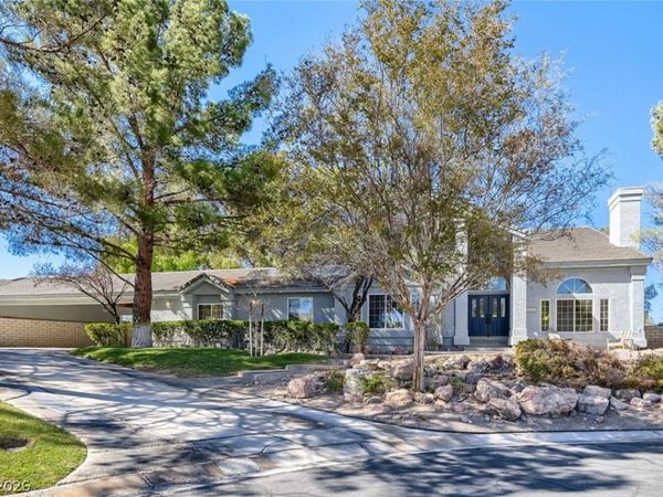 8415 Del Vista Court , Las Vegas, NV 89113