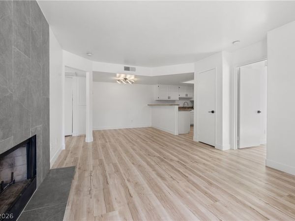 3450 Erva Street, Unit 153, Las Vegas, NV 89117
