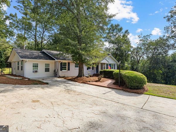 2935 Victoria Circle, Macon, GA 31204