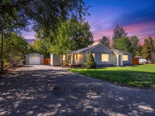 3301 N 39th St, Boise, ID 83703