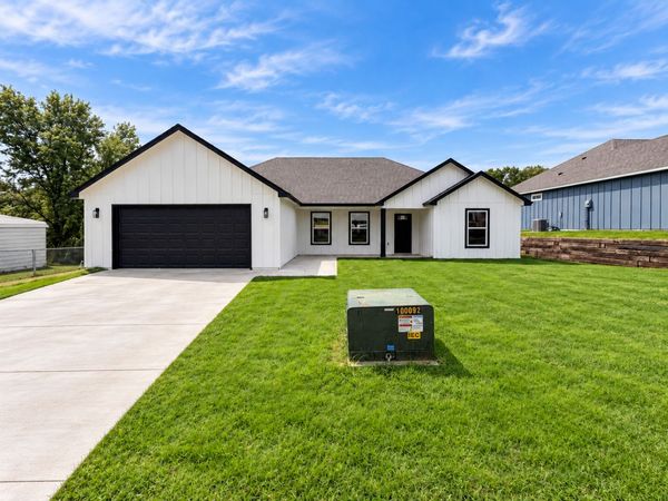 238 Grand Place , Mannford, OK 74044