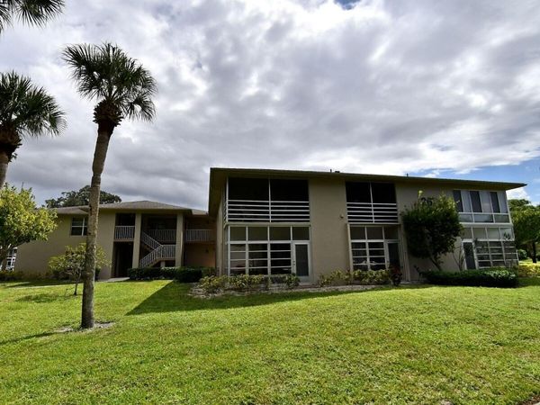 26 Lake Vista Trail, Unit 105, Port St. Lucie, FL 34952
