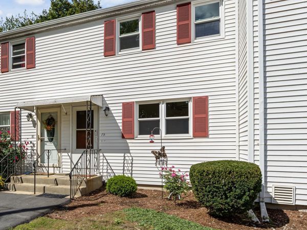 79 Arnold Ave, Unit 79, Lowell, MA 01852