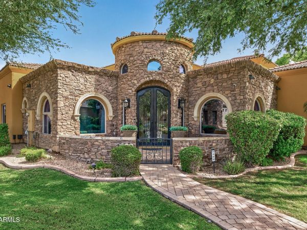 2900 E JADE Place, Chandler, AZ 85286