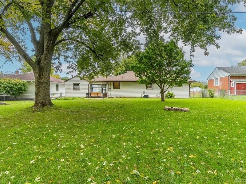 113 N Tippecanoe Drive, Tipp City, OH 45371 Photo 27