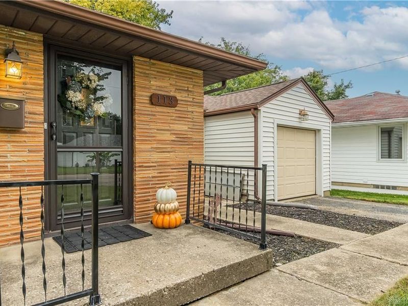 113 N Tippecanoe Drive, Tipp City, OH 45371 Photo 3