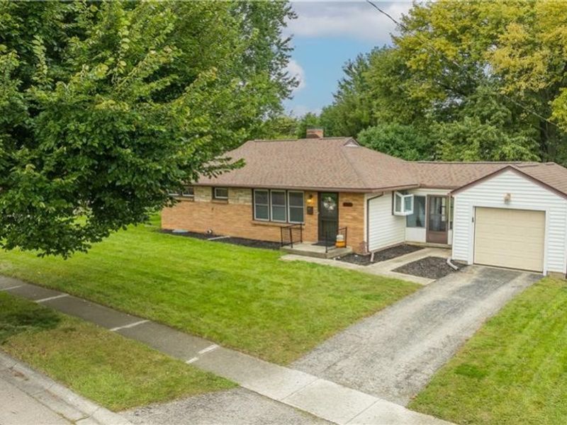 113 N Tippecanoe Drive, Tipp City, OH 45371 Photo 4