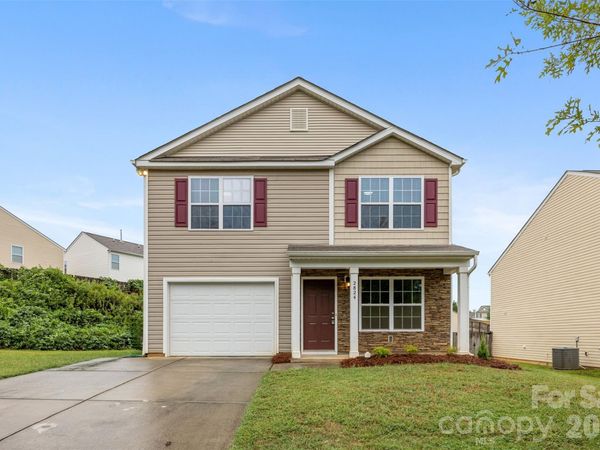 2824 Easton Knoll Drive , Dallas, NC 28034