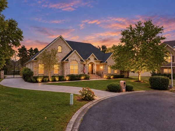 1904 Baskinbrook Ct, Murfreesboro, TN 37130