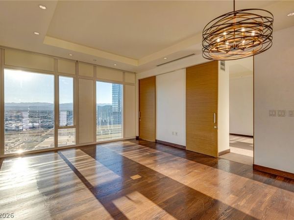 3750 Las Vegas Boulevard , Unit 3011, Las Vegas, NV 89158