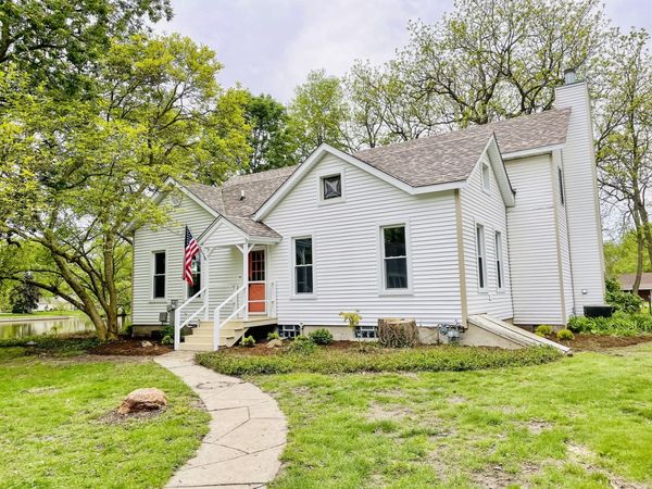 12002 E Metcalf Avenue , Momence, IL 60954