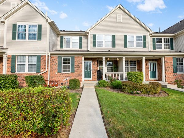 43 N Palazzo Drive , Addison, IL 60101