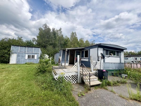 7 Elm Street , Medway, ME 04460