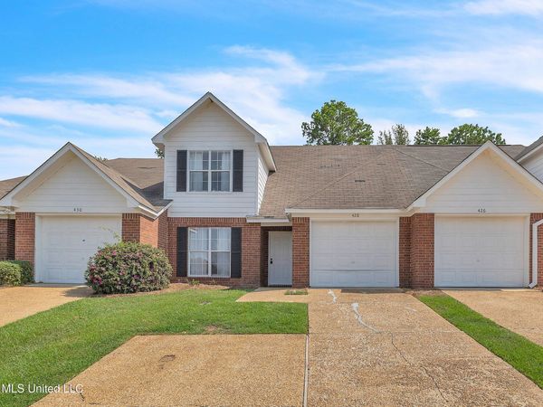 428 Woodlake Lane, Brandon, MS 39047