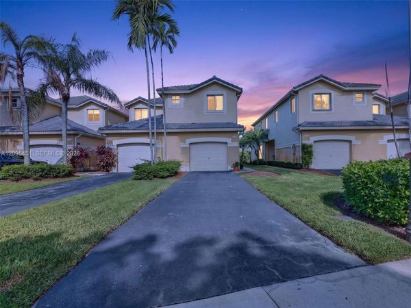 2475 W Cordoba Bnd , Weston, FL 33327