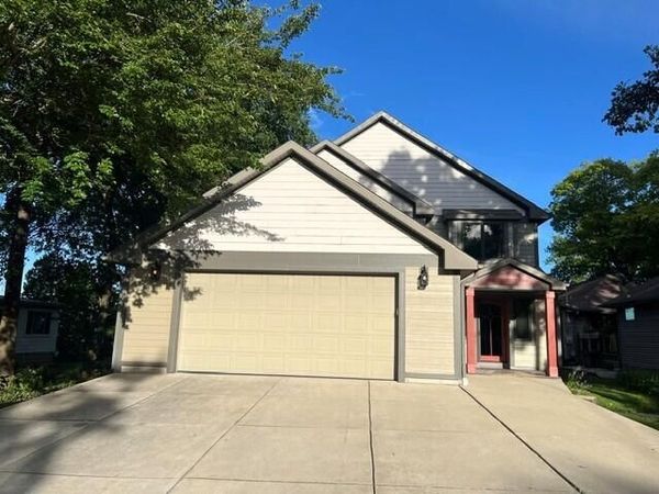 7325 W Wind Lake ROAD, Waterford, WI 53185
