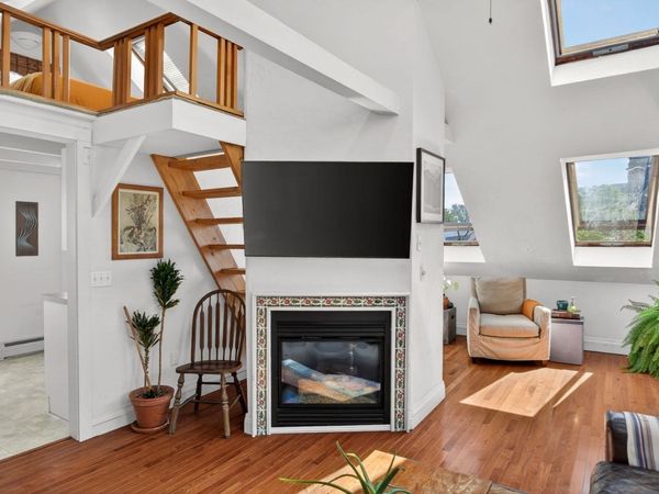 127 Bradford Street, Unit 4, Provincetown, MA 02657