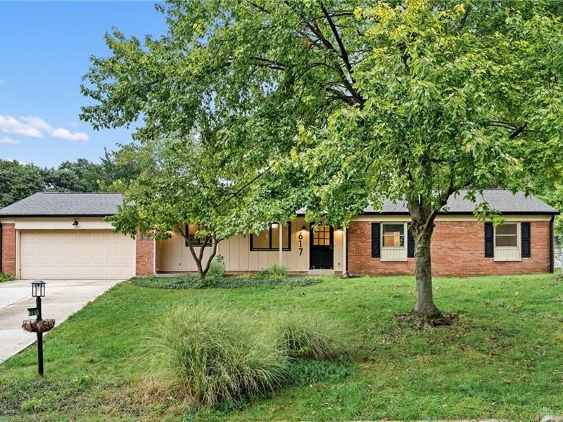 617 Laurelann Drive, Dayton, OH 45429 Photo 1