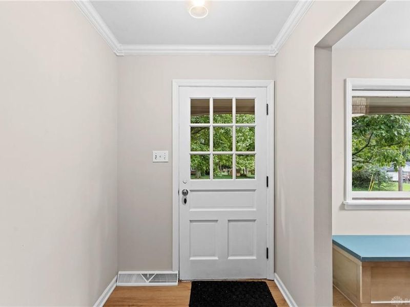 617 Laurelann Drive, Dayton, OH 45429 Photo 4