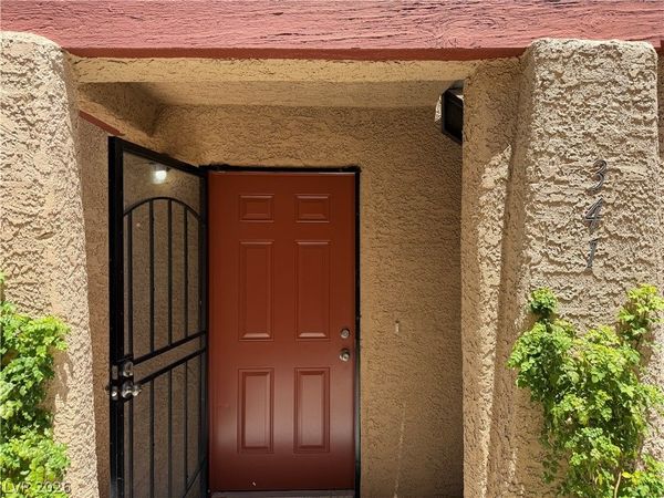 4160 Gannet Circle, Unit 341, Las Vegas, NV 89103