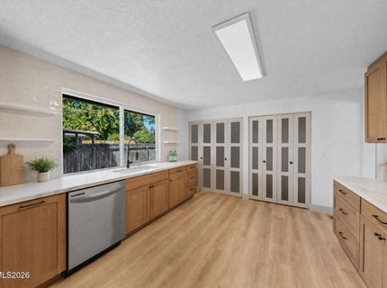 28 Arndell Way, Sparks, NV 89431 Photo