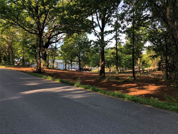 000 Rolling Wood Hills Drive , Durant, OK 74701