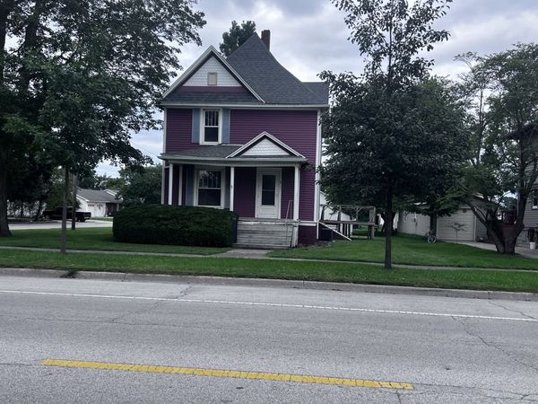 311 E Pells Street , Paxton, IL 60957