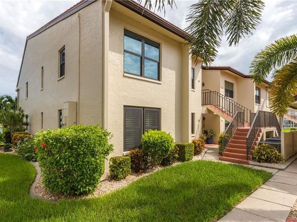 5121 Sunnybrook CT, Unit 26, CAPE CORAL, FL 33904