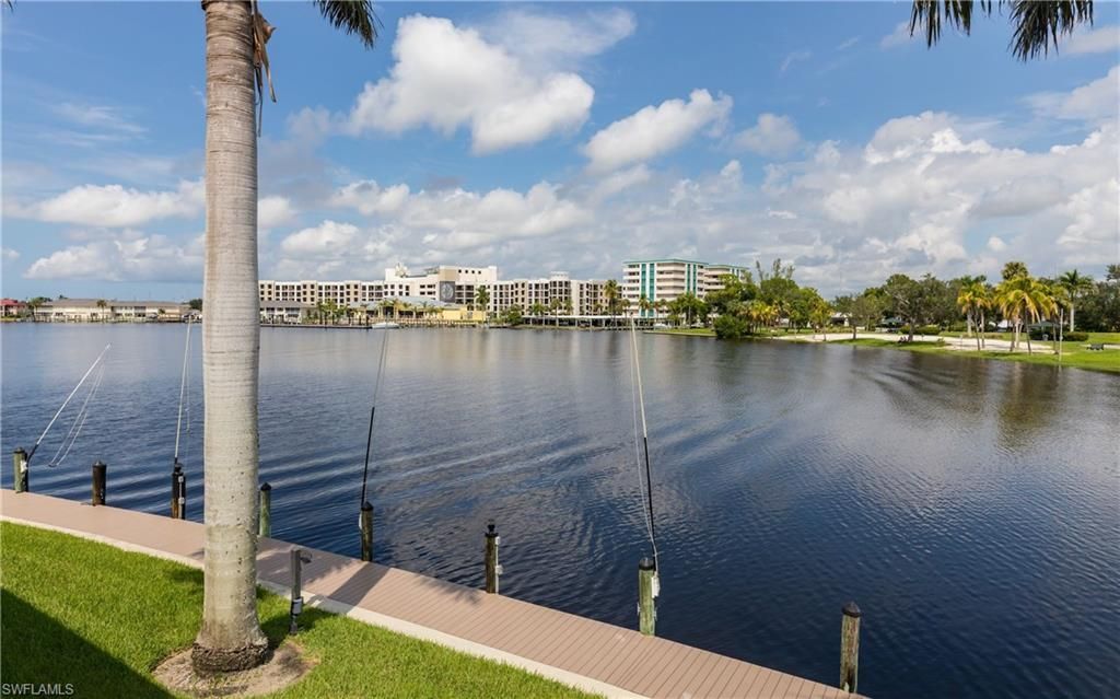 5121 Sunnybrook Ct, Unit 26, Cape Coral, FL 33904 Photo