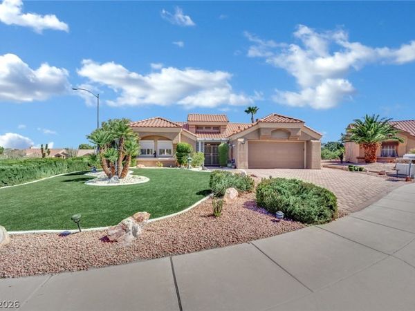 2808 Tumble Creek Court , Las Vegas, NV 89134