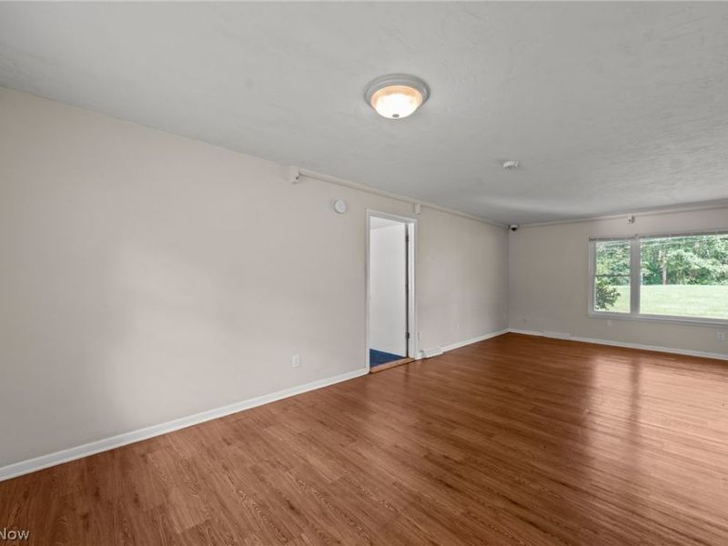 7110 Dunham Road, Walton Hills, OH 44146 Photo 8