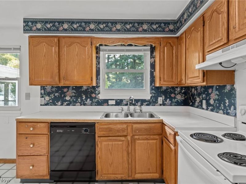 7110 Dunham Road, Walton Hills, OH 44146 Photo 9