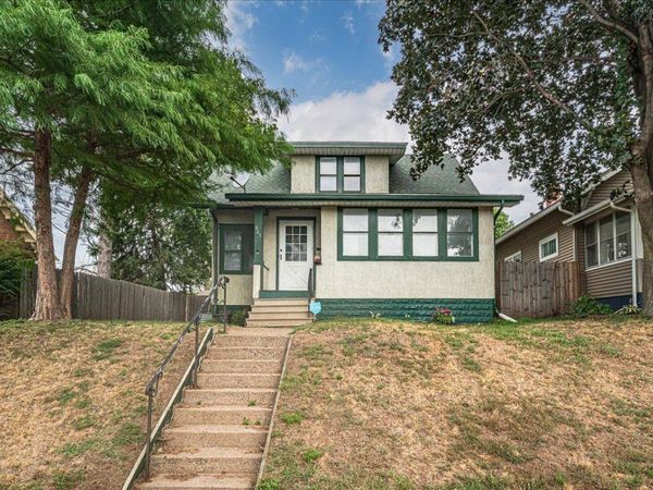 843 E Ivy Avenue E, Saint Paul, MN 55106