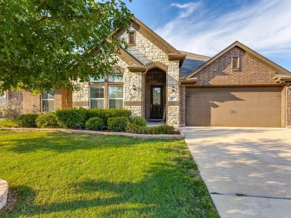 210 Ovaletta Drive, Justin, TX 76247