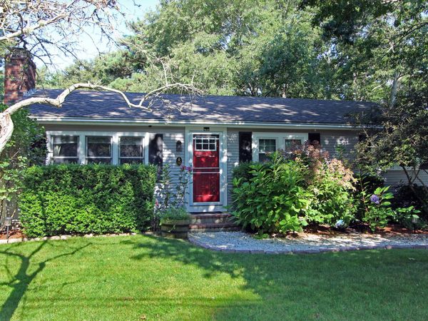 10 Clement Street , Sandwich, MA 02563