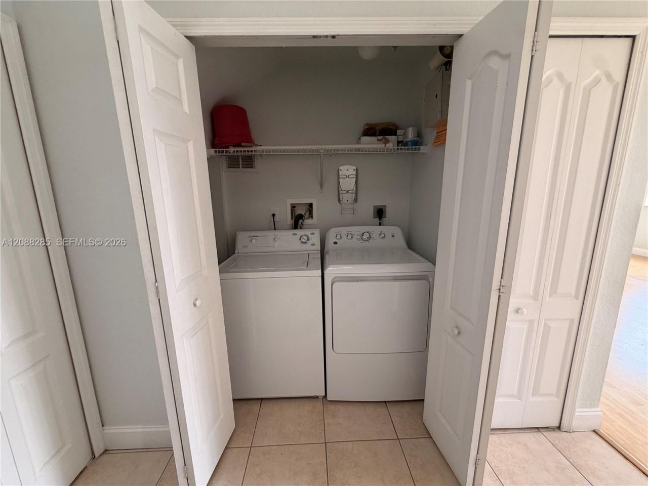 8838 W Flagler St , Unit 208, Miami, FL 33174 Photo