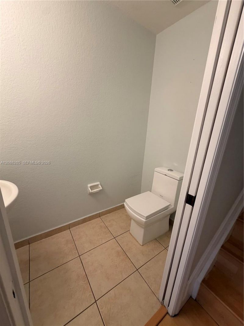 8838 W Flagler St , Unit 208, Miami, FL 33174 Photo