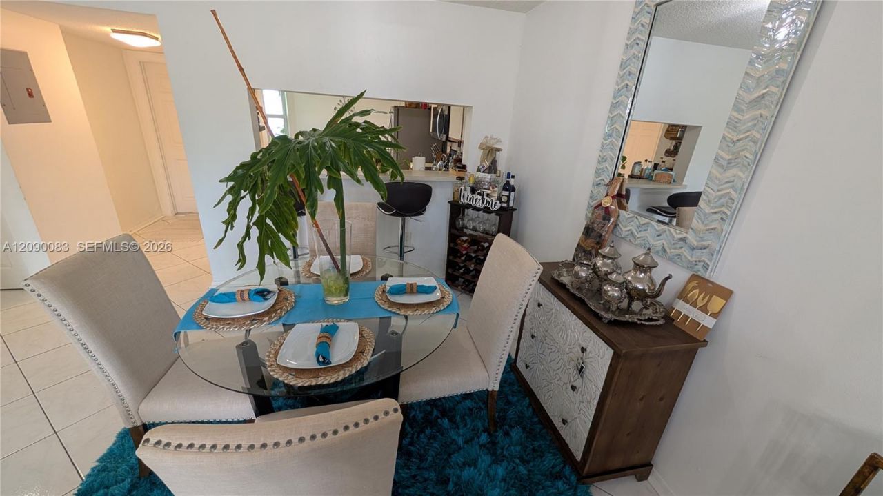 211 SW 113th Way, Unit 211, Pembroke Pines, FL 33025 Photo