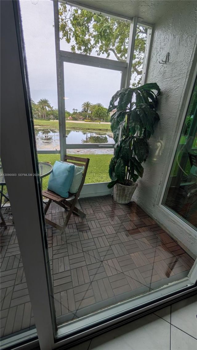 211 SW 113th Way, Unit 211, Pembroke Pines, FL 33025 Photo