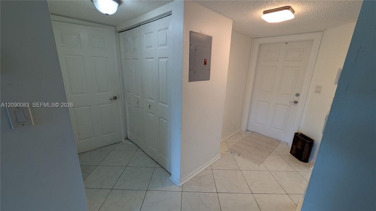 211 SW 113th Way, Unit 211, Pembroke Pines, FL 33025 Photo