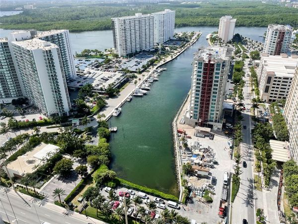 15901 Collins Ave , Unit 2905, Sunny Isles Beach, FL 33160