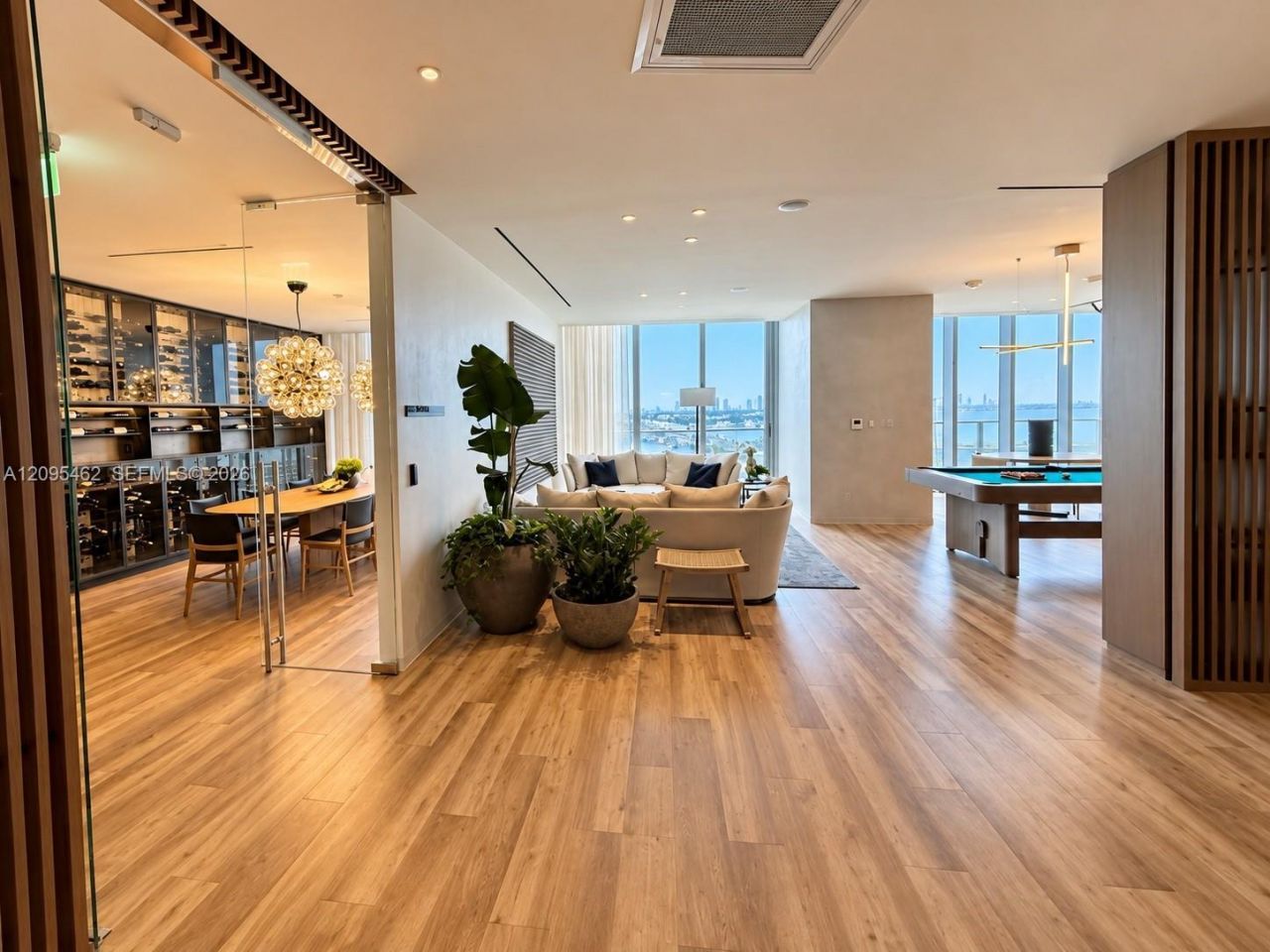 1400 Biscayne , Unit 4703, Miami, FL 33132 Photo