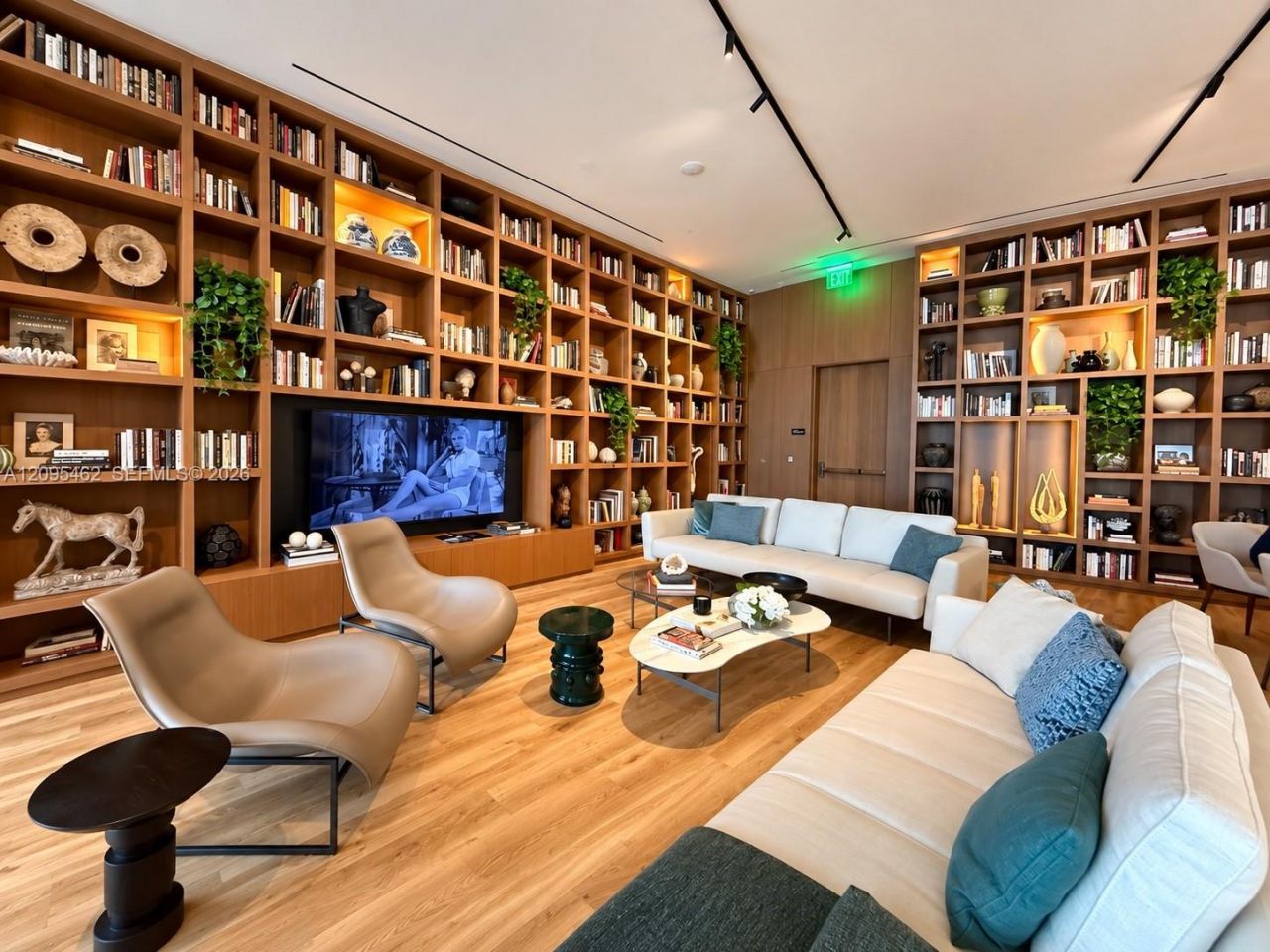 1400 Biscayne , Unit 4703, Miami, FL 33132 Photo