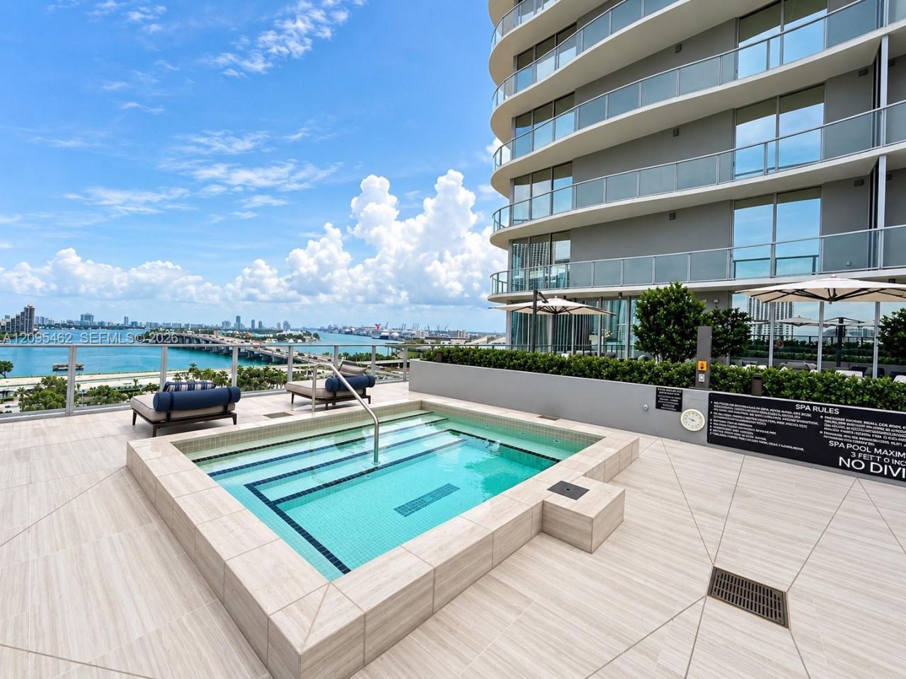 1400 Biscayne , Unit 4703, Miami, FL 33132 Photo