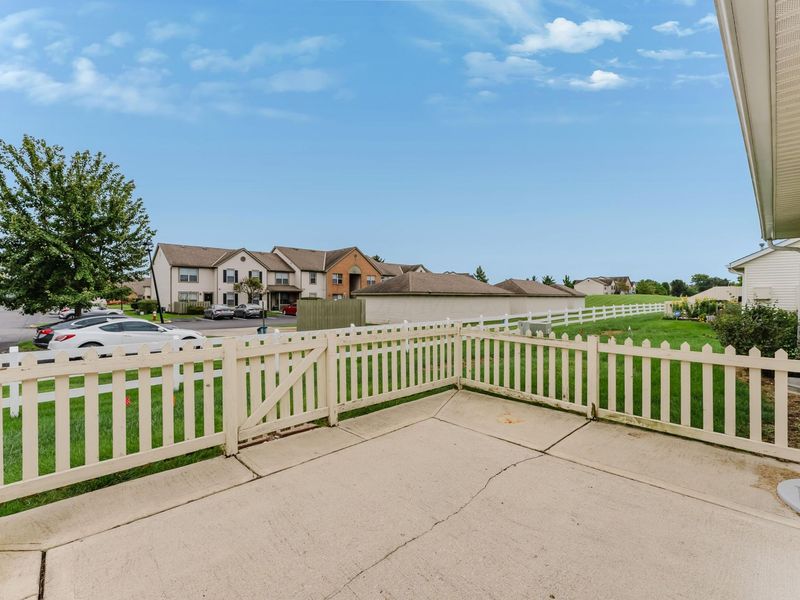 1010 Acorn Bay Drive, Galloway, OH 43119 Photo 47