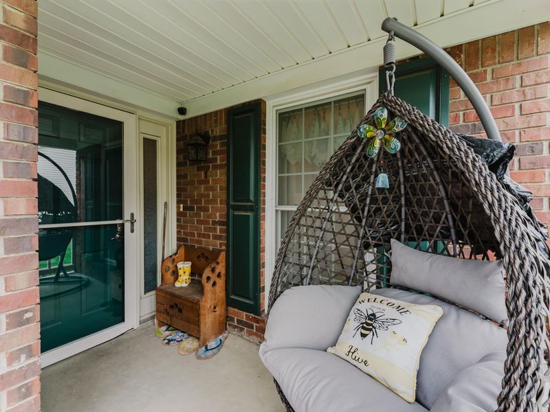 1010 Acorn Bay Drive, Galloway, OH 43119 Photo 7