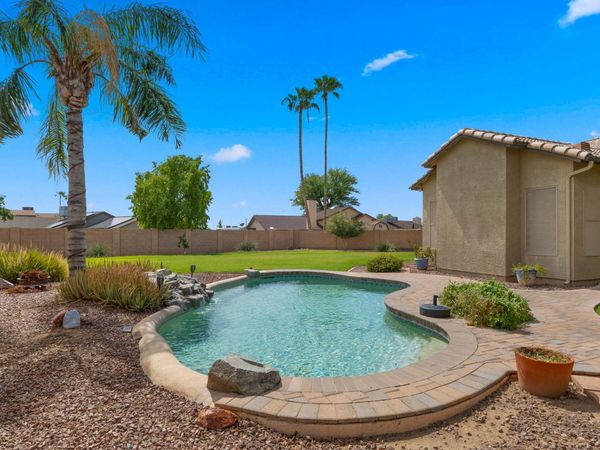 7511 W ALEXANDRIA Way, Peoria, AZ 85381